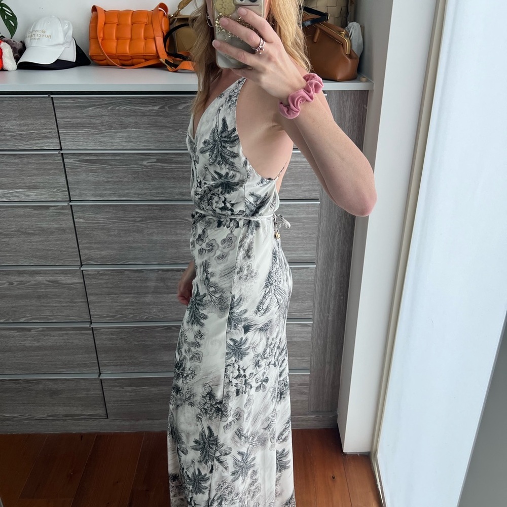 Black and White Sheath Maxi Dress with Spaghetti Straps - Picture 7 of 8